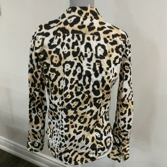 Jones New York Petite Leopard Button up - Picture 5 of 6